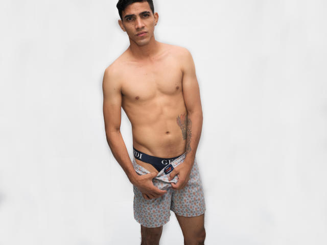 RobertFetiche - Live porn &amp; sex cam - 7913308