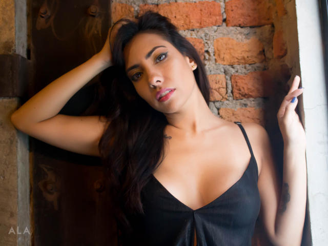 AlanaSimmons - Live porn &amp; sex cam - 7915136