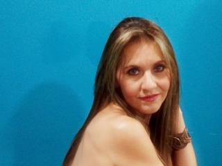 AylaSexySweetXX - Live cam exciting with this latin american MILF 