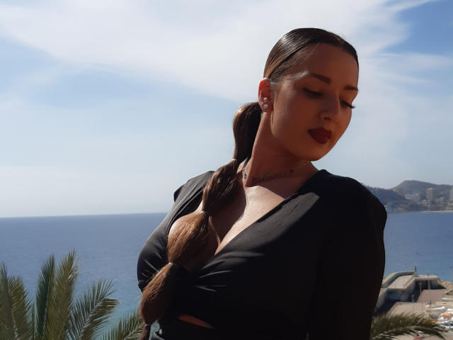 Cluzzygyal - Sexe cam en vivo - 7923604