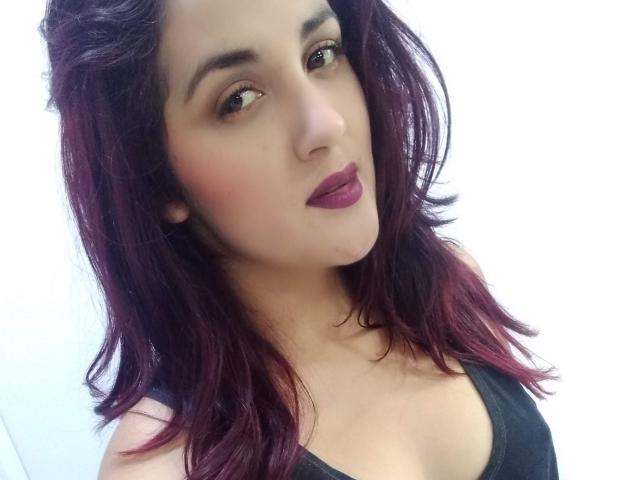 BrunaJohnsonn - Sexe cam en vivo - 7927732