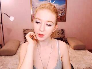 VanessaNet - Chat sex with this lanky X young and sexy lady 