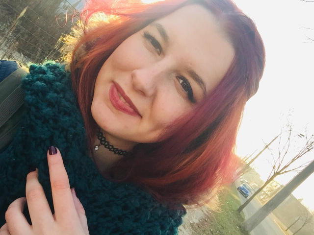 KathyRosebud - Cam excitant avec cette Excitante jeune créature de rêve french bien roulée européenne sur le service Xlovecam 