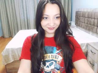 HarleyMeow - Chat cam x with this standard boobs size X 18+ teen woman 