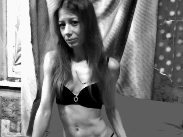 KianaANNA - Chat cam x avec une Admirable camgirl française épilée sur le site XloveCam 