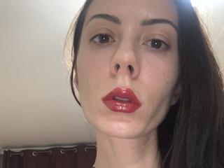 GattinaxLove - Web cam hard avec une Jeune femme assez mince sur la plateforme Xlovecam 