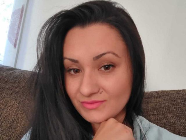 HannahSnow - Live Sex Cam - 7951924