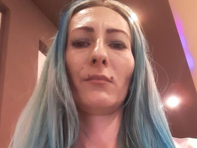 BeautifulLaura69 - Live sexe cam - 7971652