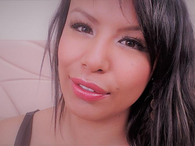 ValleryC - сексуальная веб-камера в реальном времени - 7972320