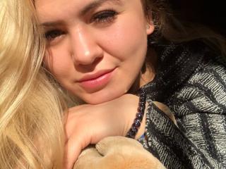 EvaDaviss - online chat hot with this chubby constitution Sex babe 