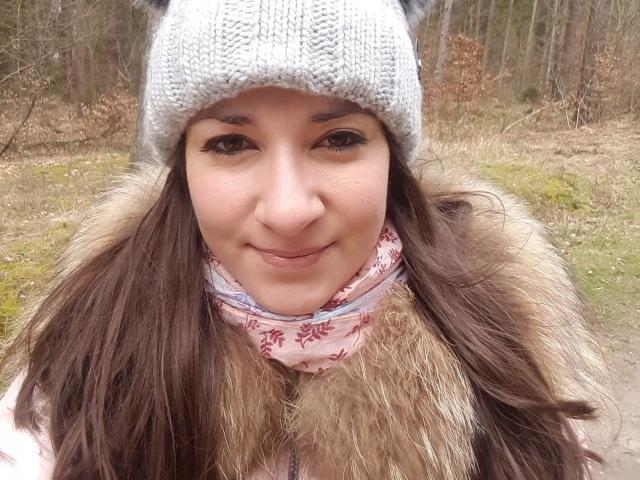 GlossyMonaXX - сексуальная веб-камера в реальном времени - 7976164