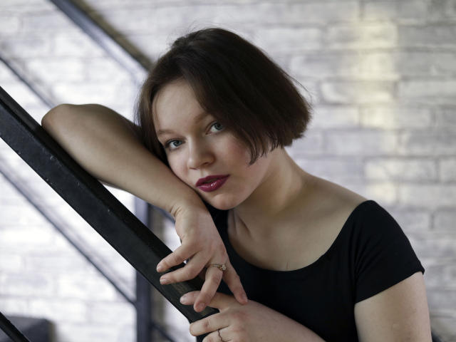 CutieeSue - сексуальная веб-камера в реальном времени - 7976400