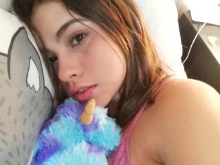 KronyLove69 - Chat sex with a X young and sexy lady with regular melons 