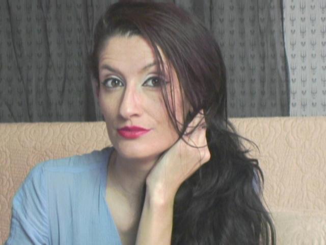 BeaMoonn - Live Sex Cam - 7985876