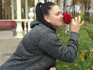 OfeliyaKoy - Show live porn avec cette Excitante femme french bien roulée voluptueuse sur la plateforme XloveCam 