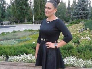 OfeliyaKoy - Cam hard with a White Nude young lady 