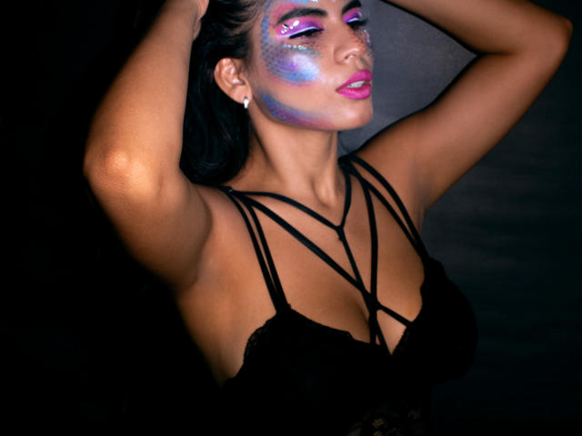 AmberYKorina - Live sexe cam - 7990424