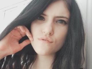 JanetAh - Webcam live exciting with a Hot 18+ teen woman with giant jugs 