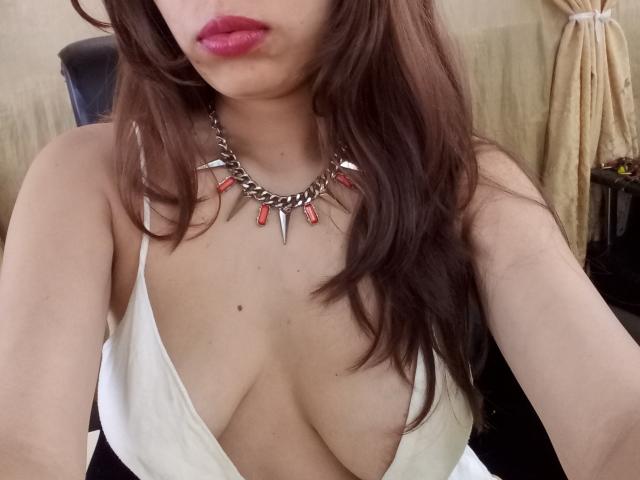 KarlaSweetss - Live Sex Cam - 7991976