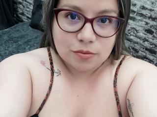 OrgasmFontaine - Chat cam hot with this latin Hot chick 