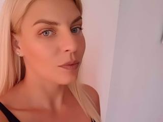 JanetBeauty - Chat cam hard with this massive breast Porn girl 