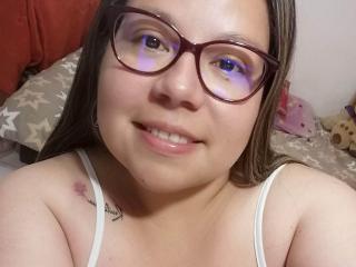 OrgasmFontaine - Cam nude with this latin Lady 