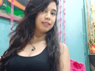 JuliannaSweet - Webcam porn with a latin american Sex young and sexy lady 