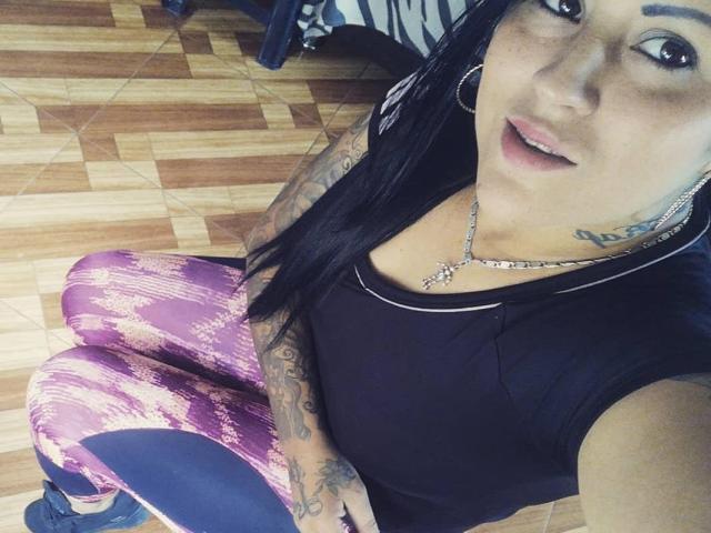 PervertNatasha - сексуальная веб-камера в реальном времени - 8025712