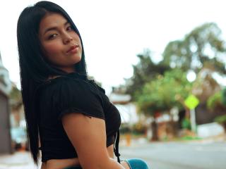 EllaCarter - Live nude with a X 18+ teen woman with regular melons 