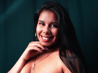 MelanieHudson - online show sexy with this latin X 18+ teen woman 