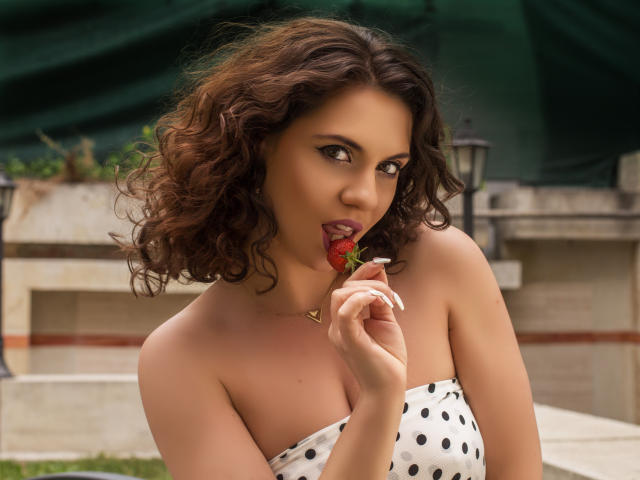 RiaGlow - Live sex cam - 8049360