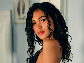 LemmyBeckett - Chat sexy with this latin american Porn 18+ teen woman 