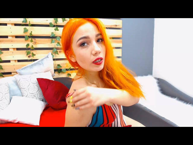 SavannahCutie - Webcam live nude with a red hair Porn college hottie 