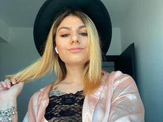 InkedAnna - chat online porn with this standard body Nude young lady 