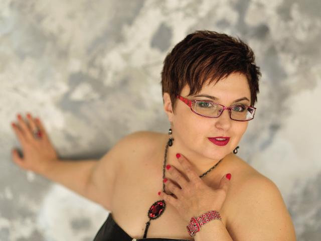 GlowingWoman - сексуальная веб-камера в реальном времени - 8092344