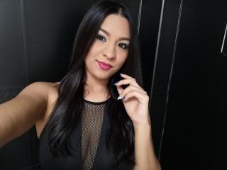 NahomiJoy - Chat cam exciting with this shaved pubis Porn babe 