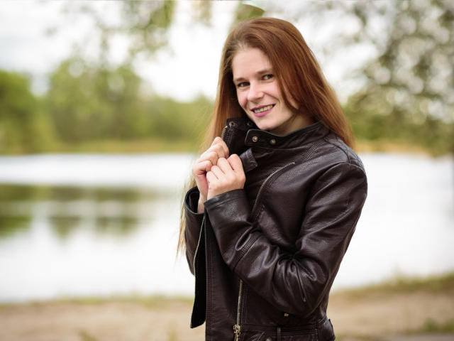 NyushaClark - Live Sex Cam - 8098480