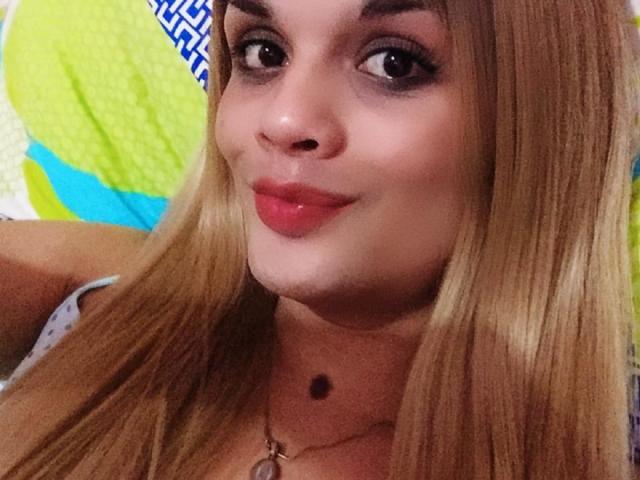 BrilliantHotTs - Sexe cam en vivo - 8102176