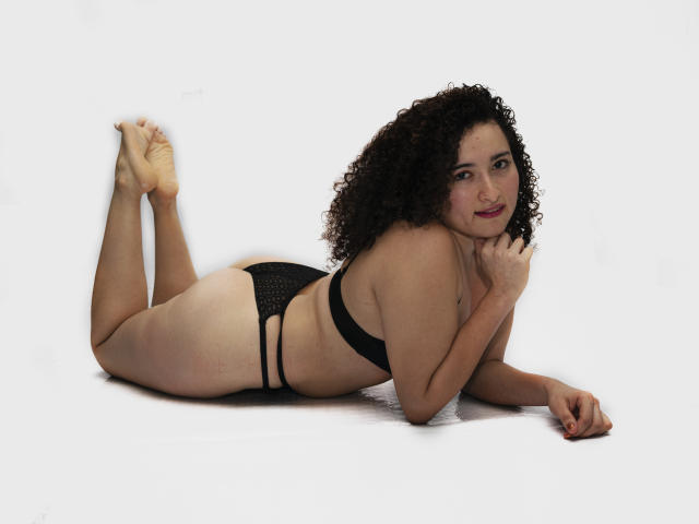 KeyraVioleth - сексуальная веб-камера в реальном времени - 8102820