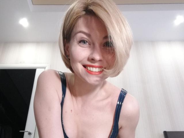 RussianSeductress - Live porn &amp; sex cam - 8104924