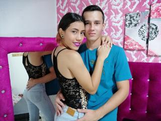 WollfAndLore - Chat live hot with this latin Girl and boy couple 