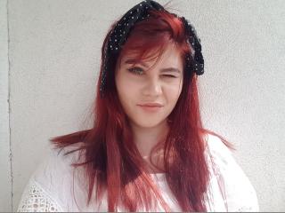 DreamKathy - Cam xXx avec cette Sensationnelle jeune créature de rêve french bien roulée avec des formes sur la plateforme XloveCam 