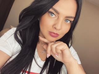 AnnaCarolll - Chat hard with this shaved pubis Hard young and sexy lady 