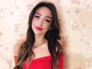 AnnaBelleHottest - Webcam live hot with this slender build Sex girl 