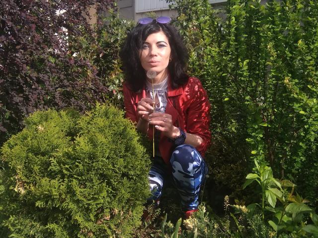 JuliaIce - сексуальная веб-камера в реальном времени - 8131776