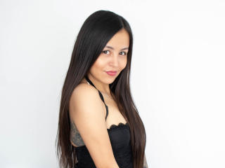 TaylorFire - Chat cam hard avec cette Fabuleuse jeune beauté française en chaleur latinas sur le service Xlovecam.com 