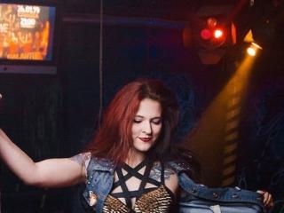 BrainyLunatic - Live porn &amp; sex cam - 8152156