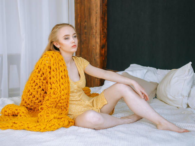 EllaGilbert - Sexe cam en vivo - 8154236