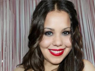 Maryliinn - Webcam live en direct avec une Mature french rasée sur la plateforme X Love Cam 