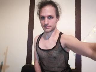 MikeXX - Show sexy with this chestnut hair Gays 